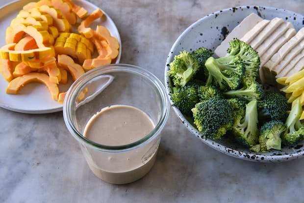 macro bowl ingredients including squash, broccoli, tofu