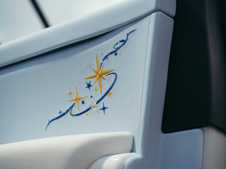 Embroidery of the Rolls-Royce Cullinan Cosmos