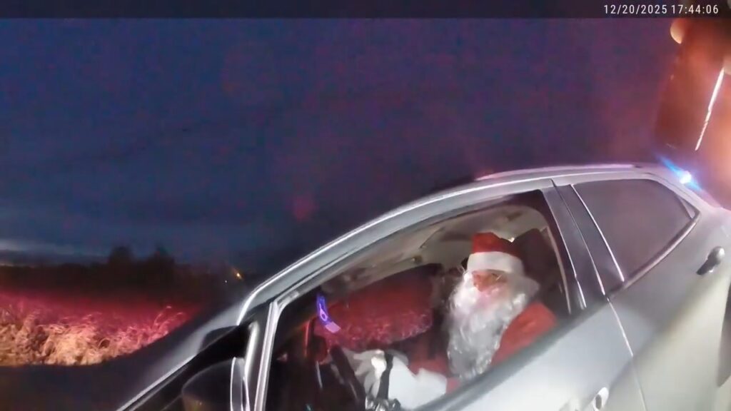  Santa Got Pulled Over And Told The Cop He Was Packing More Than Presents