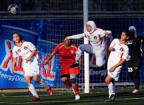 How World-Class Athletes Train, Eat and Sleep During Ramadan